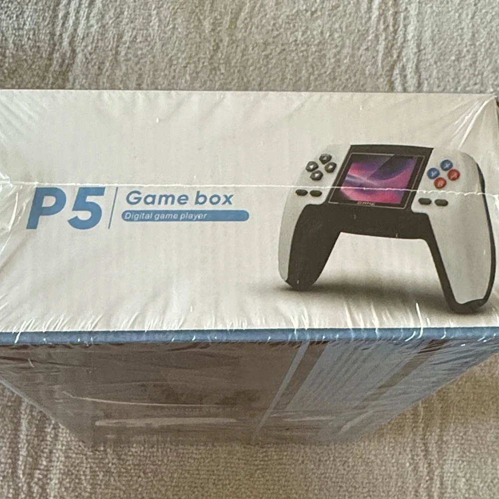 P5 Retro Controller View Console - 520 Classic Games - New / sealed box!